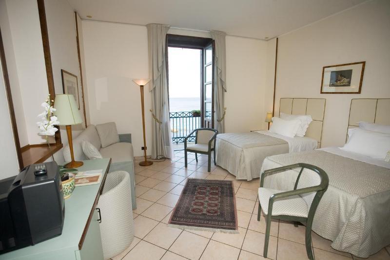 Domus Mariae Albergo Syracuse ภายนอก รูปภาพ